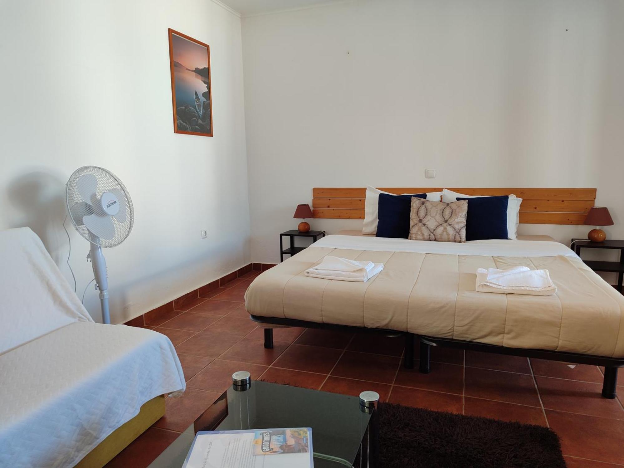 Quinta Do Sol Apartment Lagos Room photo